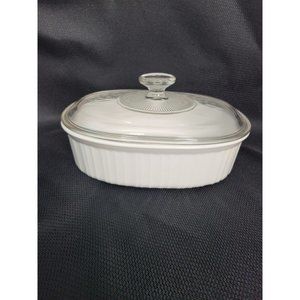 Vintage CorningWare French White 2 Quart Oval Baking/Casserole Dish W/Lid